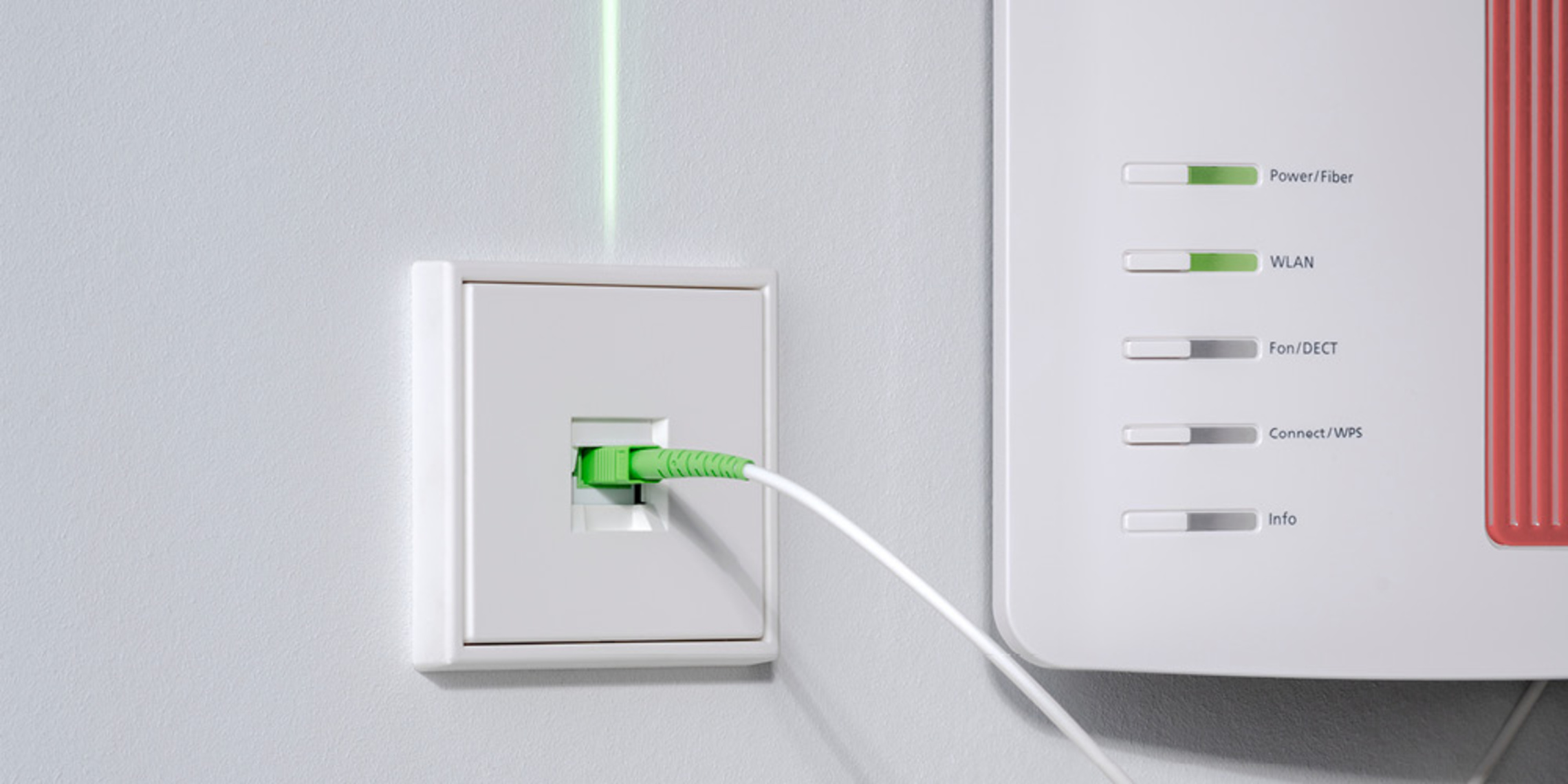 Die neuen Glasfaser-Anschlussdosen bei Michael Garbers Elektroanlagen GmbH in Hamburg